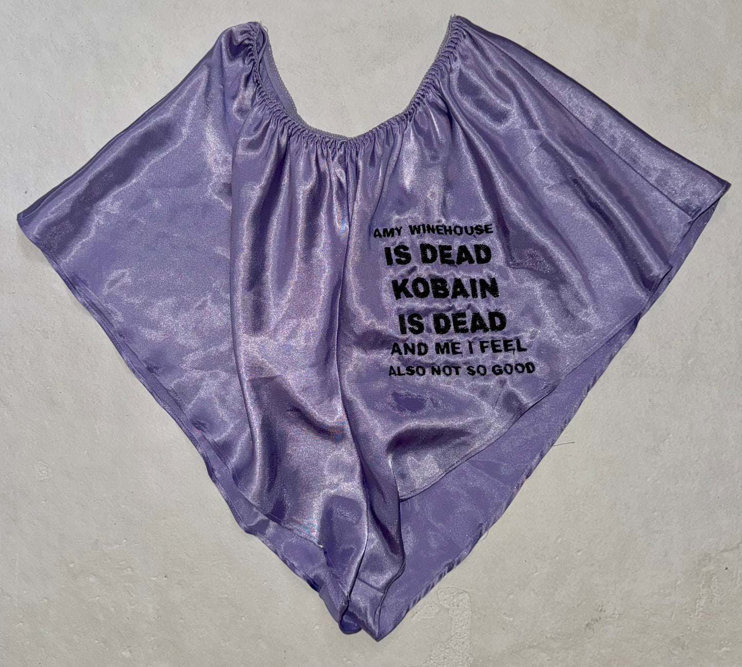 Amy winehouse is dead silky shorts L