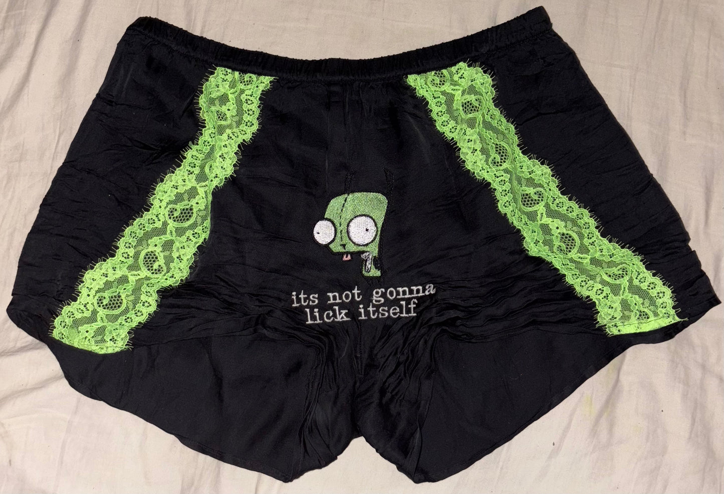 It’s not gonna lick itself silky shorts S