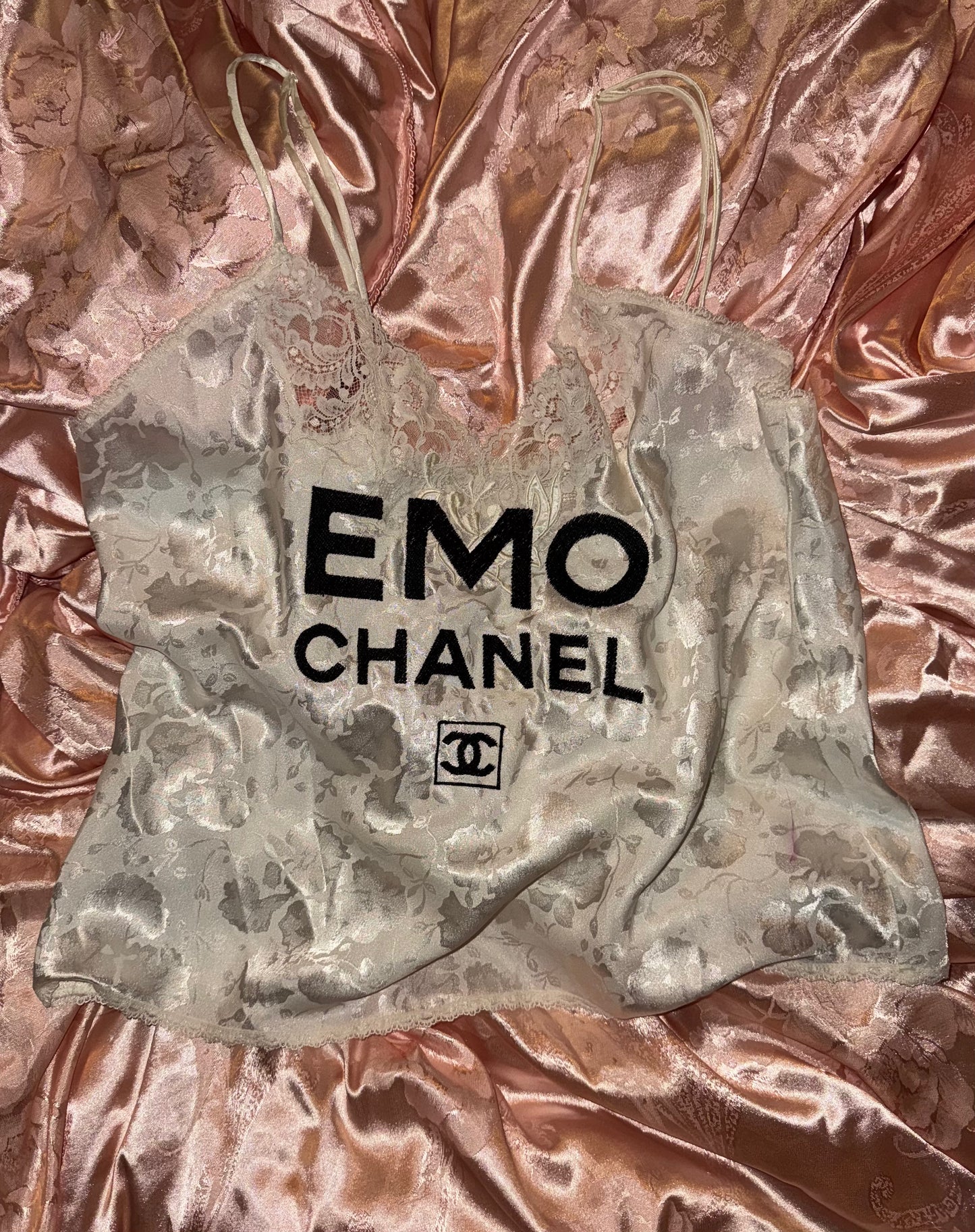 Emochanel silky tank L