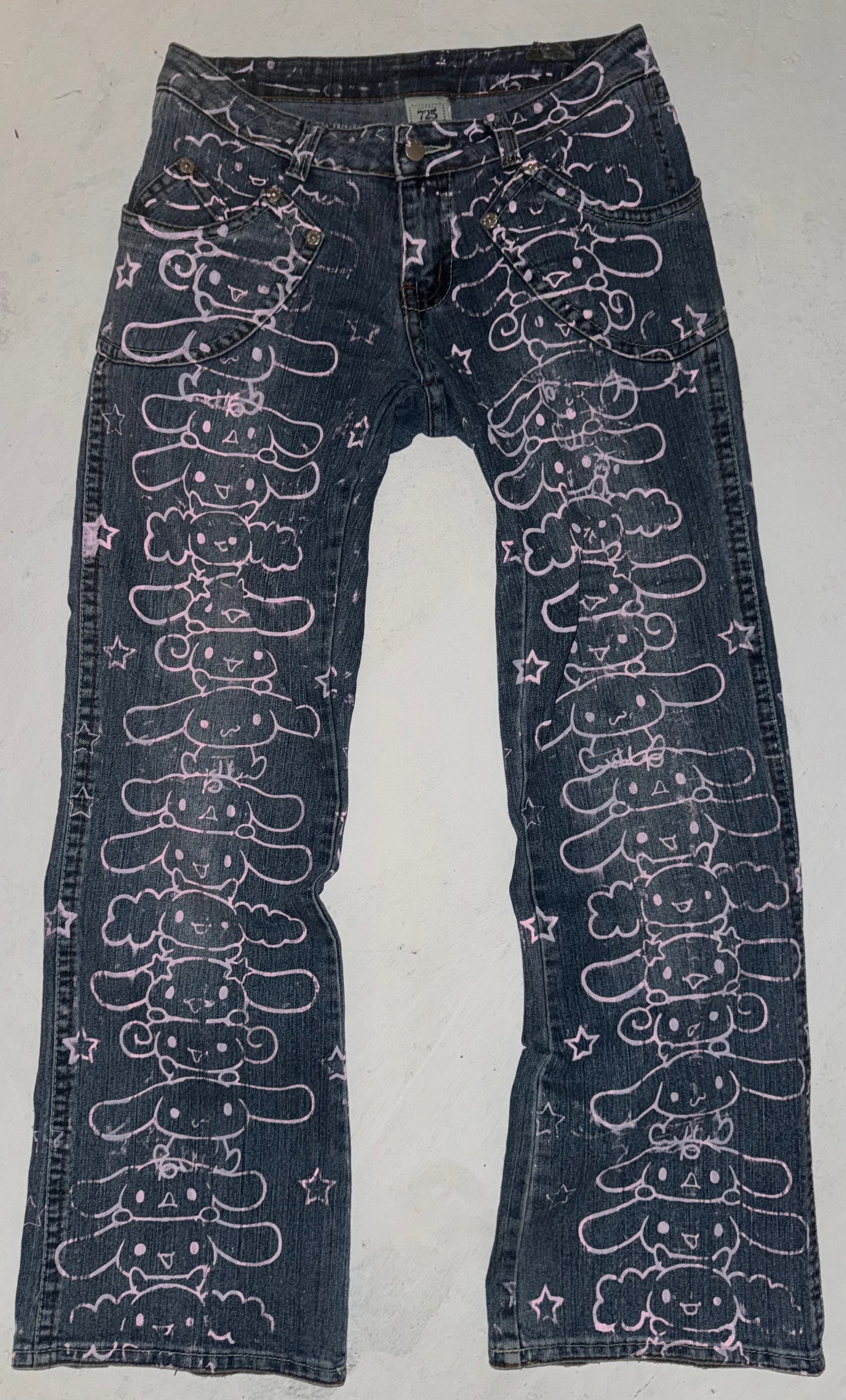 Cinnamavirus silk screen flared jeans 11