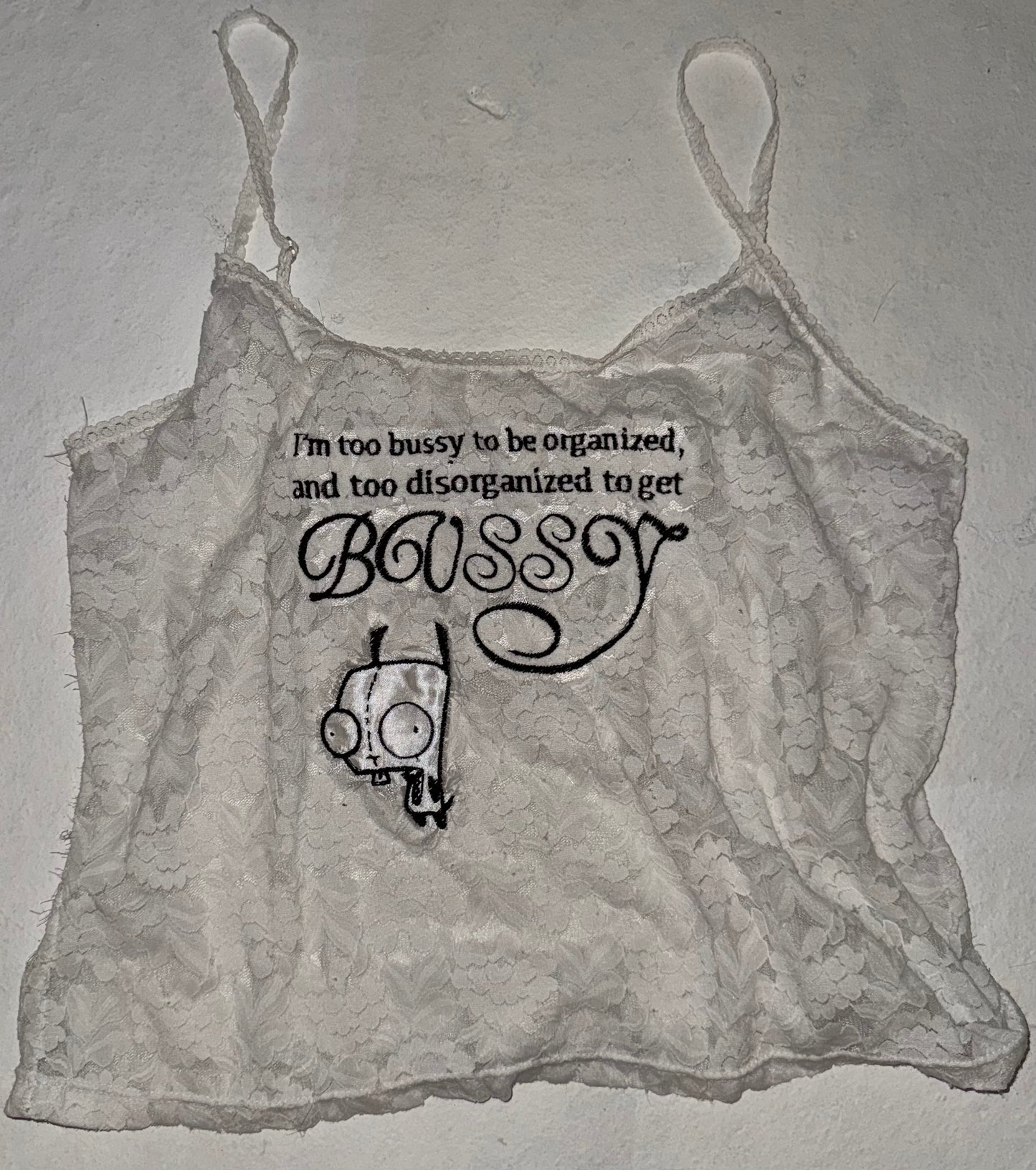 I’m too bussy lace tank XL