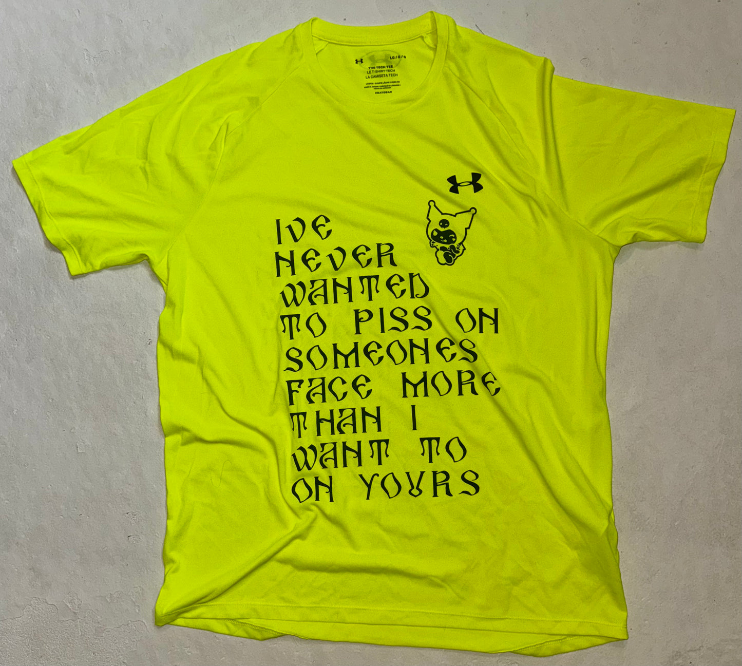 I’ve never wanted to piss athletic t shirt L
