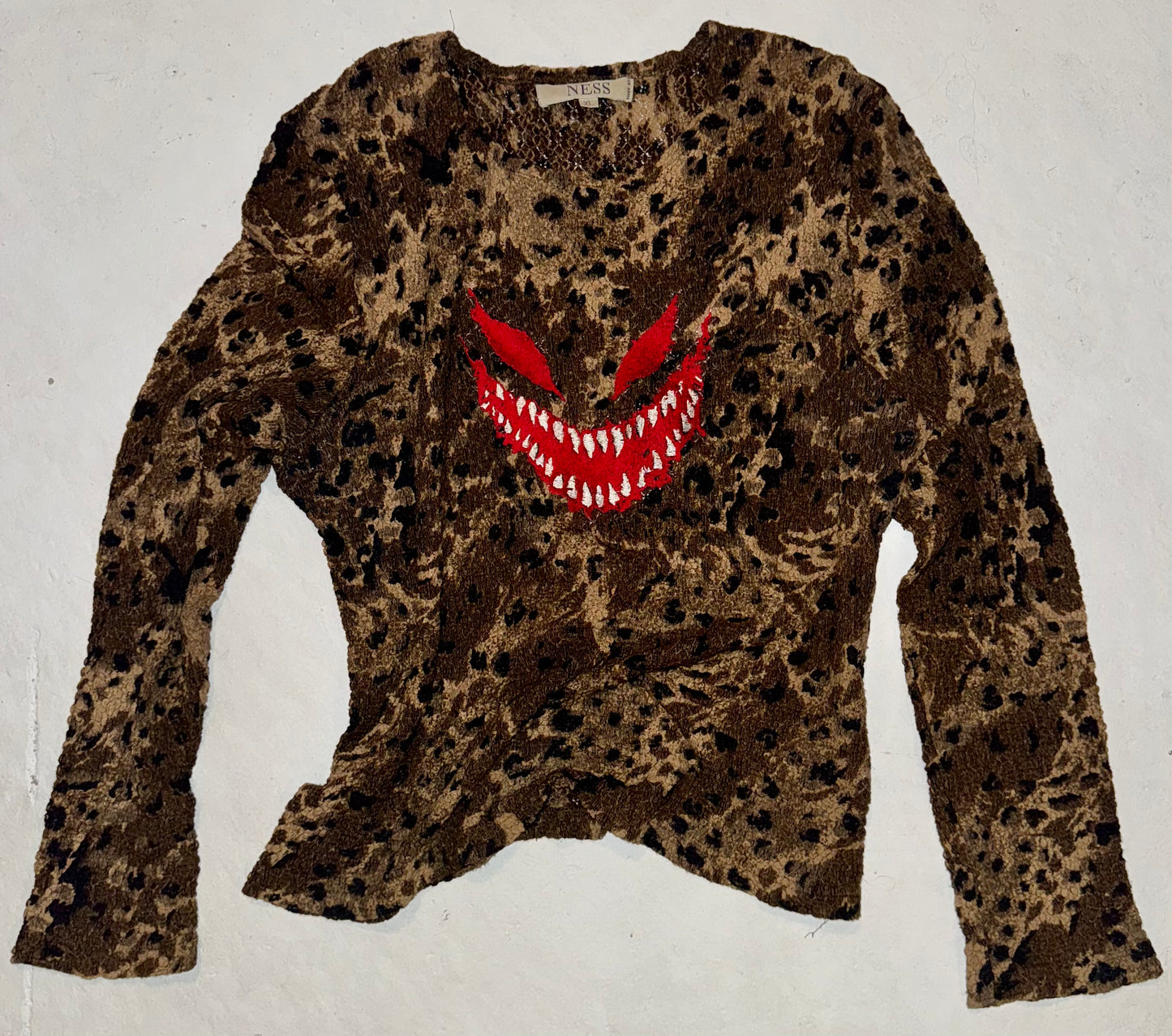 Demon animal print long sleeve top XL