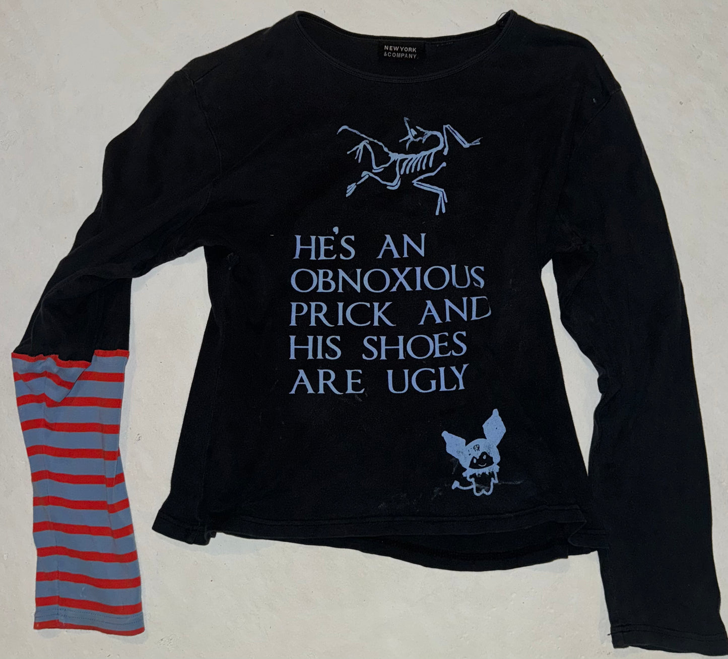 He’s an obnoxious prick long sleeve top M