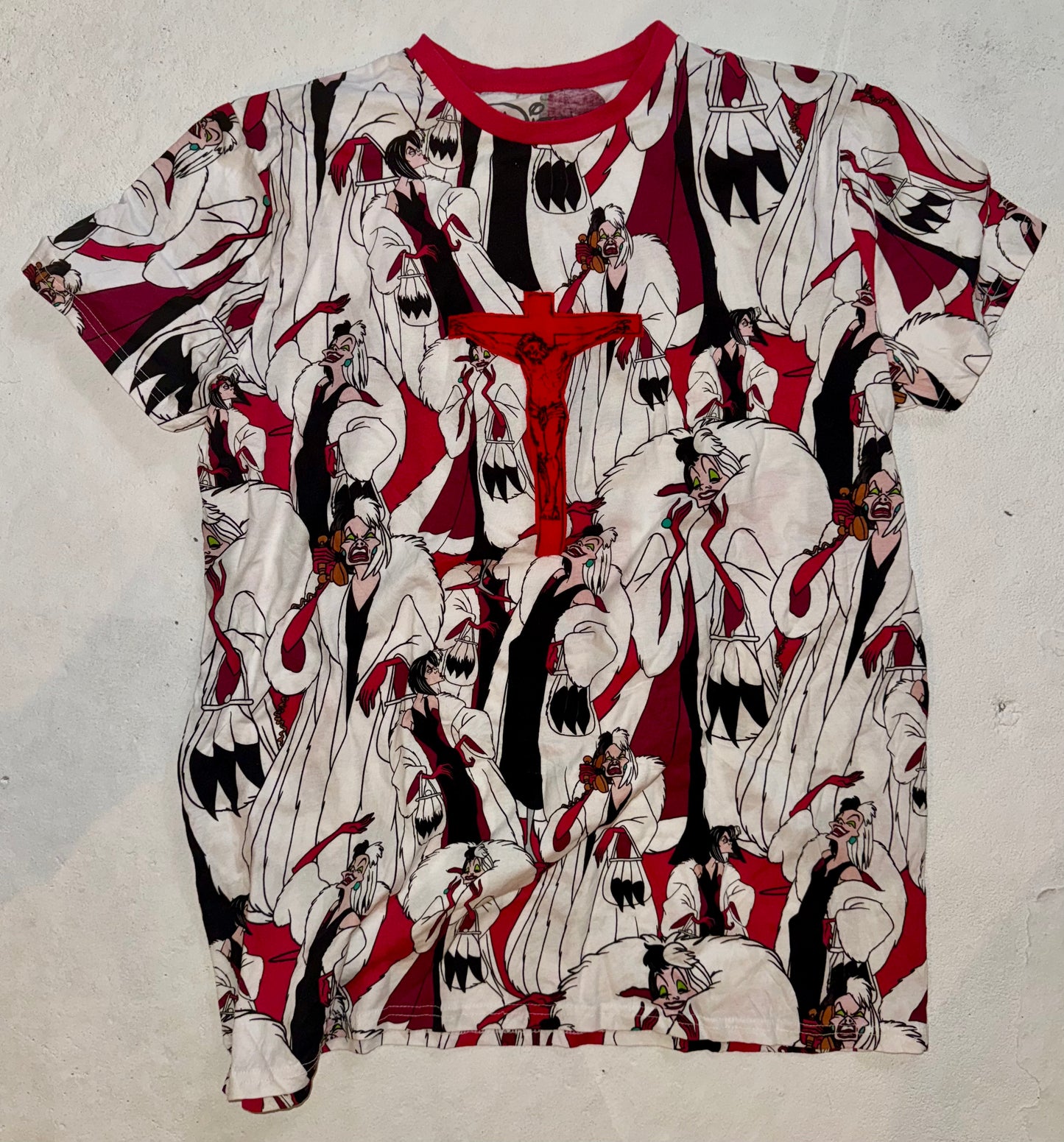 Villains t shirt XL