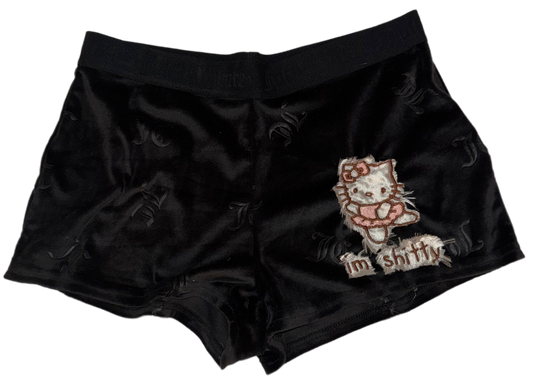 Im shitty short M
