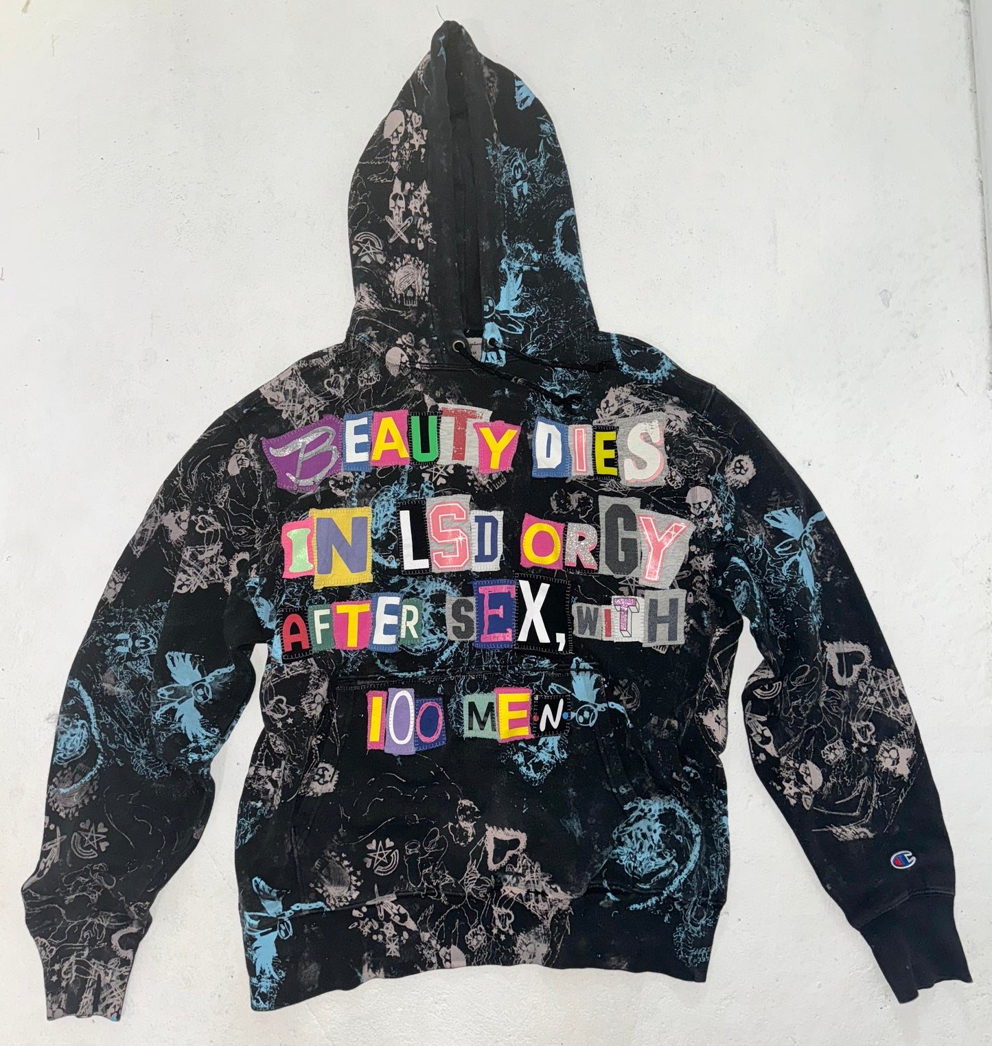 Beauty dies in lsd orgy ransom left over letters hoodie L