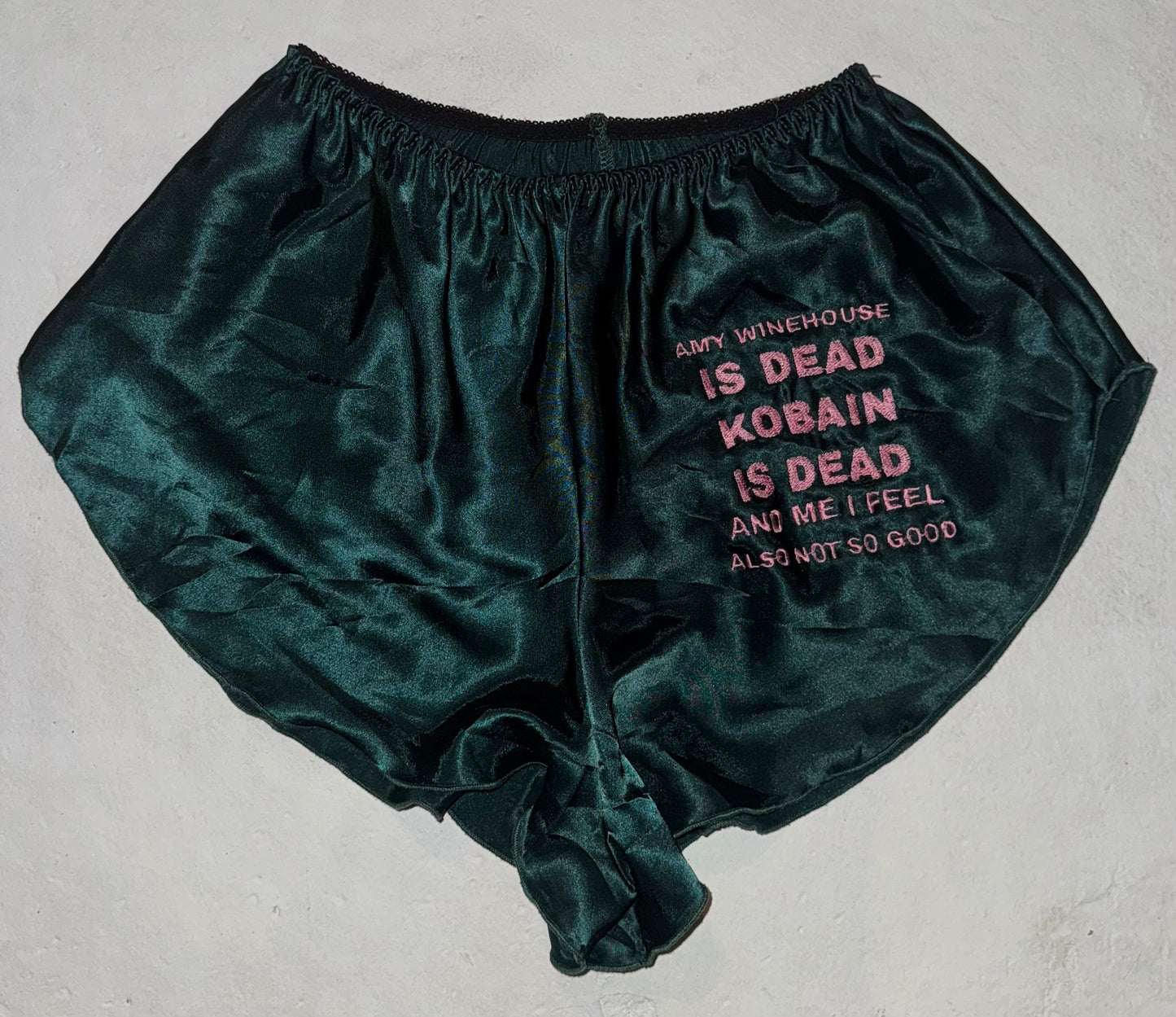 Amy winehouse is dead silky shorts M