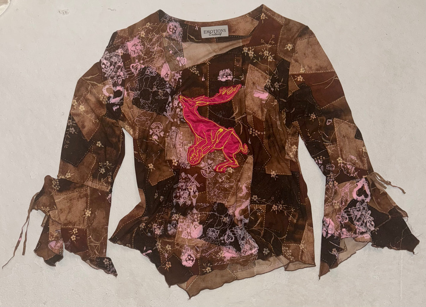 Leonor Fini appliqué on silk screen emo town asymmetrical top L