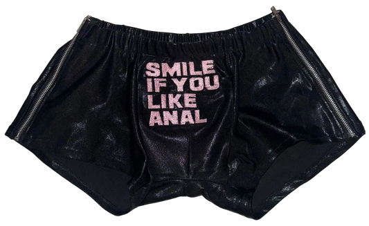 Smile if you like anal hot pants S