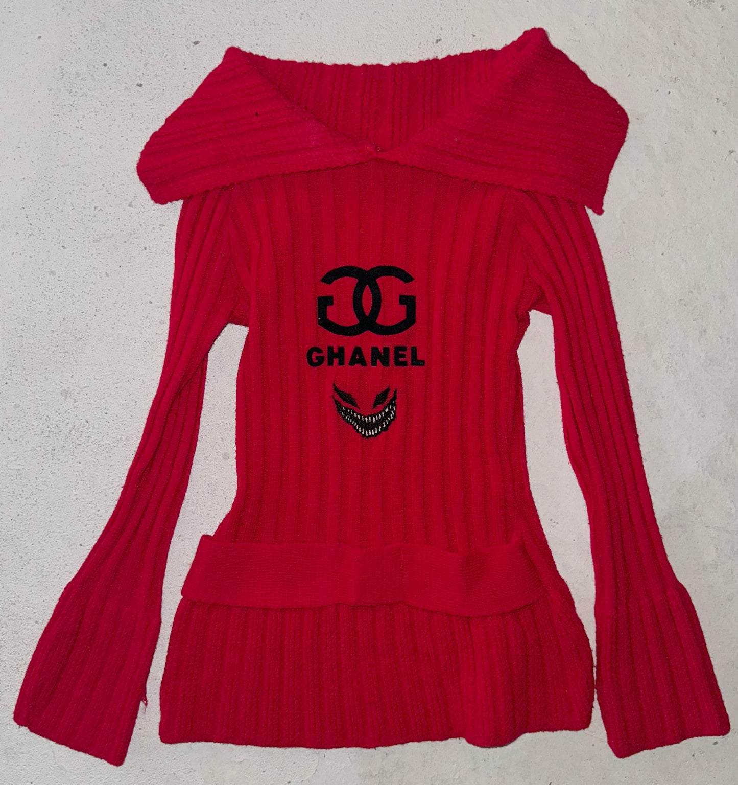 Ghanel demon sweater S