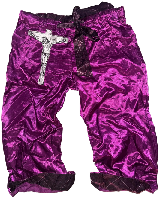 jesus christ on a cross silky cropped pants S