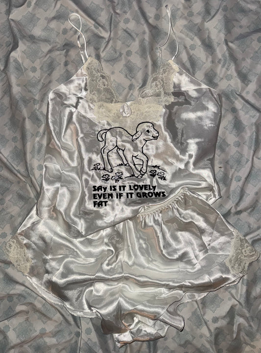 Say it is lovely silky set M