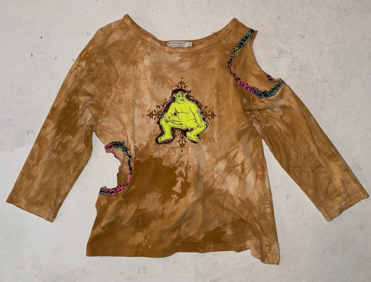 Shrekxy ogre cut out tye dye top L