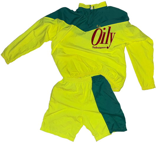 An oily substance set S