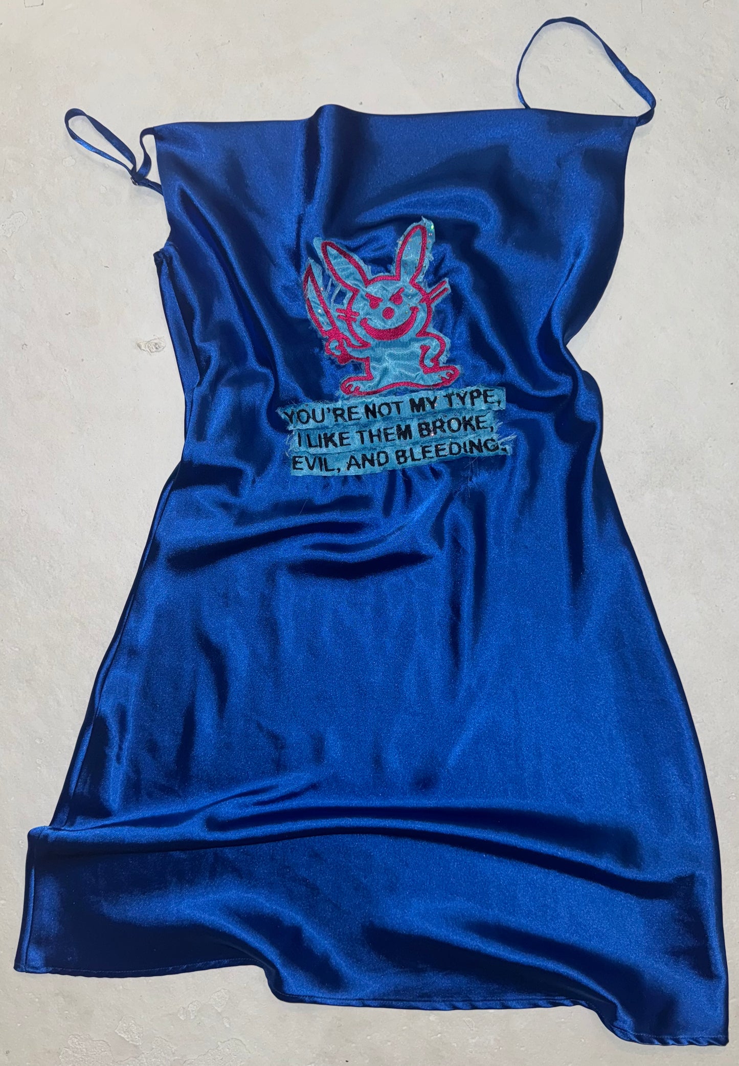 Ur not my type silky dress M