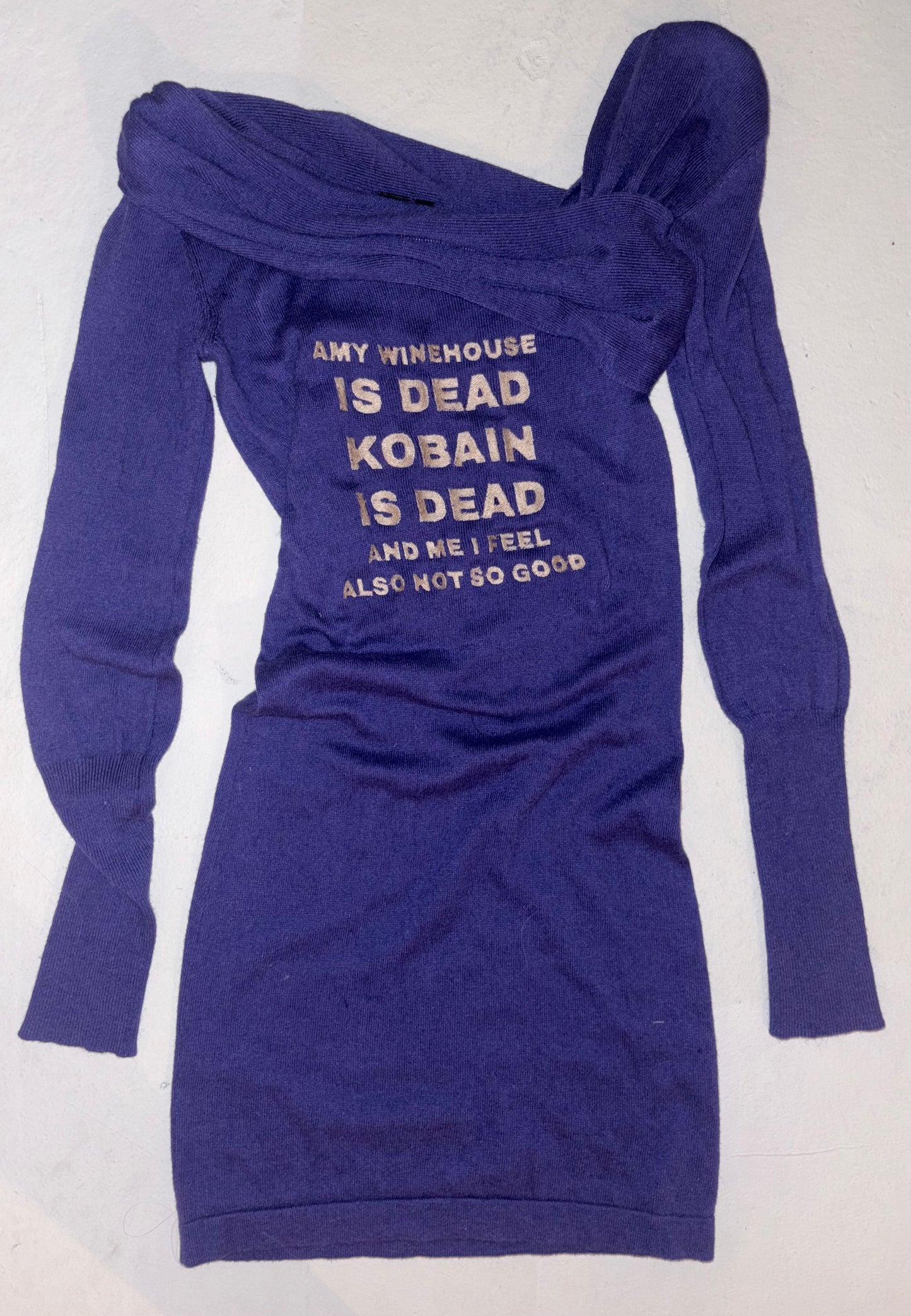 Amy winehouse is dead sweater dress XS